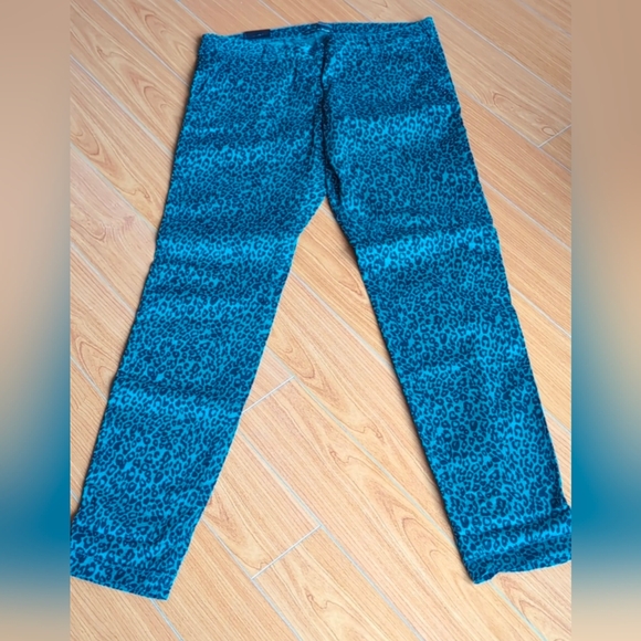 Scotch and Soda chinos animal print. - Picture 5 of 5